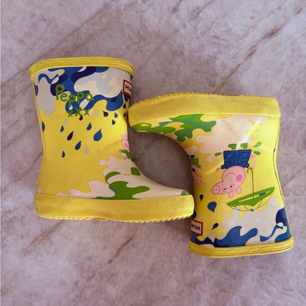Hunter Peppa Pig & George Muddy Puddles Yellow Rainboots toddler size 6